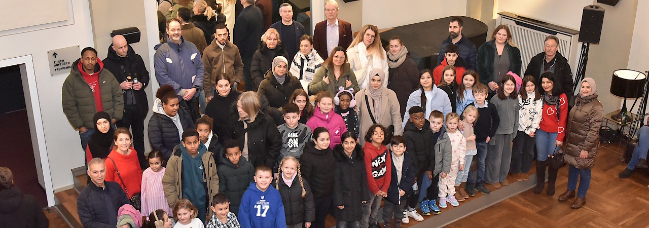 Theaterbesuch "Familiengrundschulen"